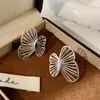 Pendientes de Mariposa Versátiles de Alta Gama, de Moda, Personalizados para el Viaje Diario, Diseño Elegante de Nicho, Joyería Sencilla para Orejas Diarias para Mujeres