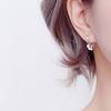 Pendientes Pequeños Redondos Plata de Ley s925 Hebilla para la Oreja Moda Sentido del Diseño de Lujo Ligero Anillo de Trémula Hebilla para la Oreja con Borla Elegante Personalizada