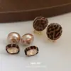 Brincos ovais com estampa de leopardo flockada retrô, brincos de estilo étnico, luxo leve, toque de alta qualidade, design versátil, únicos e de nicho
