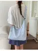 Bolsa floral simples e artística versão coreana 2026, bolsa transversal plissada fresca e delicada estilo floresta, bolsa de ombro casual e relaxada para o dia a dia