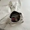 2026 Nuevo Llegada Estilo Punk Retro Remache Motocicleta Estilo Chica Caliente Gran Capacidad Viajero Bolso de Hombro Único Mujeres Venta al por Mayor