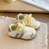 Zapatos de Niña Forrest Gump 2026 Zapatos Nuevos para Niños Zapatos Deportivos Zapatos de Patinaje para Niñas Pequeñas Adolescentes Suela Suave Zapatos Casuales