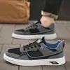Sapatos Masculinos de Verão 2026 Novo Estilo Nicho Malha Respirável Confortáveis Sapatos de Malha Tendência Casuais Versáteis Cano Baixo Esportivos Board Shoes