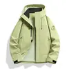 Nueva chaqueta de exterior Luotuo para mujer, conjunto de dos piezas cortavientos e impermeable tres en uno con capucha, chaqueta cálida para montañismo para hombre