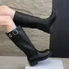 Botas de Cano Alto Novas de Outono 2026 com Salto Grosso, Botas de Cavaleiro, Botas Femininas de Couro com Fivela de Cinto da Moda e Salto Médio