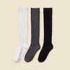 Calcetines de pantorrilla adelgazantes de rayas finas japoneses jk de doble aguja que no hacen bolitas para niña, combinan con todo, negros, blancos, grises, de felpa