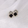 Colección de Aretes Colgantes Cuadrados Negros Vintage Aguja de Plata Perla de Aceite Estilo Hong Kong Exquisitos Aretes Geométricos de Diamantes Aretes Colgantes