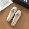 Sapatilhas de bico quadrado, com tira torcida e fivela rasa para mulheres, coleção outono 2026, sapatos slip-on de sola macia, sapatilhas Mary Jane gentis e versáteis