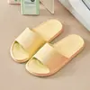 Nuevas Sandalias Antideslizantes de Textura Suave para Hombre y Mujer, Suaves y Elásticas, para Uso en Casa y al Aire Libre, Chanclas de Doble Uso, Suministro Directo de Fábrica al por Mayor