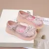 Sapatos de Princesa para Meninas Primavera e Outono 2026 Nova Moda Sapatos de Couro com Solado Macio para Menininhas com Strass e Sapatos de Cristal Brilhante para Bebês
