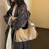 Bolso vintage de gamuza de gran capacidad para mujer, nuevo bolso cruzado casual otoño e invierno 2026, bolso de hombro para el día a día multiusos estilo coreano