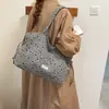 Bolsa de ombro casual estilo coreano, simples e de grande capacidade, adequada para o trabalho e viagens, bolsa tote casual vintage com bolinhas