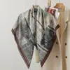 Elegante Versátil Cuadrado de Seda y Algodón Chal Decorativo Bufanda Pequeña de Seda para Mujeres Pañuelo para la Cabeza Foto de Check-In Bufanda para el Cuello Chal Bufanda Cuadrada