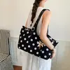 Bolsa de Hombro de Lunares Estilo Universitario de Nicho Japonés y Coreano para Mujer Verano 2026 Gran Capacidad para Clase y Viaje al Trabajo