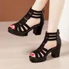 Sandalias cruzadas de comercio exterior para mujer con tacón grueso, nuevas sandalias antideslizantes de punta abierta de tacón medio-alto estilo romano con suela blanda y punta abierta para aumentar la altura