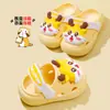 Ventas directas de fábrica zapatillas para niños sandalias para niños y niñas antideslizantes al por mayor niños bebé zapatos de agujeros verano dibujos animados lindo