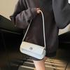 Bolso de Moda Simple para Mujer 2025 Combinación Total Nuevo Sentido de Alta Gama Casual Trendy Bolso Cuadrado Pequeño Bolso Baguette Nicho Estilo Coreano