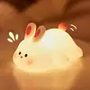 Lámpara de Noche Pequeña y Linda, Lámpara de Mesa Adorable y Creativa, Lámpara Táctil de Silicona con Forma de Nube, Compañera de Sueño Luz de Noche para Niños