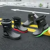 Nuevos Zapatos de Lluvia para Hombre Zapatos de Agua Caña Media Cinturilla Elástica Zapatos de Goma Antideslizantes Ropa de Exterior Pesca Suela Suave Lavado de Autos Jinete Botas de Lluvia para Hombre