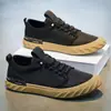 Zapatos de Tela Old Beijing 2026 Verano Hielo Seda Casuales para Hombre Versátiles Sin Cordones Perezosos de Moda Zapatos de Lona Cosidos