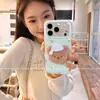 Adecuado para funda de iPhone 17 Pro Max, diseño nuevo y creativo, oso divertido de gorro de dormir verde menta