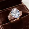 Anel de Personalidade Estilo Europeu e Americano Ziyu com uma Grande Pedra de Zircônia Oval para Mulheres, Anel de Borboleta Simples e Requintado