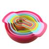 Juego de diez piezas arcoíris ensaladera de plástico juego DIY taza medidora cuchara medidora suministros de cocina con tamiz para polvos plato para lavar fabricantes