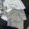 Camiseta Trendy com Estampa de Letras de Manga Curta para Meninas, Novo Estilo de Verão para Crianças Pequenas, Top Versátil Casual Estiloso de Meia Manga