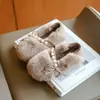 Sapatos Peludos Estilo Doce com Laço de Pérola para Meninas Sapatos de Algodão Quente com Pelúcia de Inverno para Crianças Slip-on Solado Macio Antiderrapante