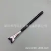 Nuevo pincel para sombra de nariz en forma de V con cerdas para ala de la nariz con sombra brillante para contorno pelo de fibra única cola de pez pincel de maquillaje