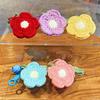 Llavero original de peluche con forma de flor pequeña, bonito llavero tejido con forma de corazón de niña de dibujos animados, colgante para bolso de pareja, regalo