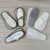 Kit de Itens Descartáveis para B&B: Escova de Dentes, Pente, Sabonete, Chinelos, Amenidades de Hotel, Pasta de Dente, Shampoo e Itens de Banho