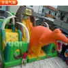 Fabricantes de castelo inflável de dinossauro fornecem equipamentos de diversão para crianças castelo inflável travesso combinação de trampolim e escorrega personalização