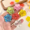 Flor de frangipani resinada transparente com glitter para fivela de sapato DIY, acessório de decoração de sapato para tamancos, presilhas de cabelo, brincos e capas de celular