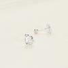 Arete de tornillo de circonita de cuatro garras de plata S925 bajo el árbol baniano para mujer exquisito mini diamante flash uña para hueso de la oreja perforación de la oreja joyería para la oreja
