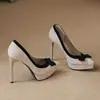 Sapatos de Salto Alto com Plataforma Impermeáveis para Mulheres com Saltos Finos, Novo Estilo Francês Outono 2026 Laço Fada Gentil Moda Versátil Sapatos de Salto