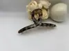 Novo Prendedor de Cabelo Grande, Acessório de Cabelo Simples e Versátil para a Parte de Trás da Cabeça, Prendedor de Tubarão com Acabamento de Alto Padrão