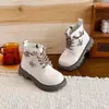 Botas Curtas Femininas Estilo Britânico Vintage Borboleta Martin Boots 2026 Primavera/Verão Novas Botas de Salto Único Lolita Botas Curtas da Moda