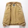 Jaqueta popular de lã de cordeiro transfronteiriça para homens, casaco de algodão workwear espessado com gola virada para o inverno, jaqueta masculina retrô com múltiplos bolsos e forro de fleece