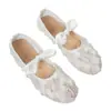 Zapatos Mary Jane para mujer con diseño de una tira, decoración de lazo y parte superior de encaje, disponibles en blanco y en stock