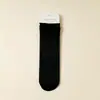 Calcetines Sueltos de Verano para Mujer, Calcetines de Malla Fina con Borde Enrollado hasta la Mitad de la Pantorrilla, Calcetines Largos Blancos Transpirables de Color Sólido de Moda, Estilo Ins