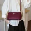 Bolsa de mão de alta qualidade transfronteiriça para mulheres, nova bolsa elegante e estilosa para trabalho e deslocamento, bolsa de ombro e transversal versátil vintage