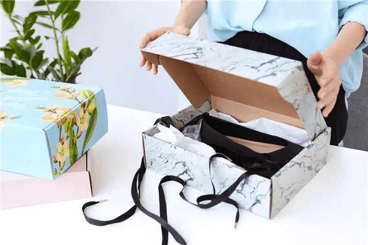 Mailing Box (282).jpg