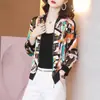 Jaqueta Baseball com Proteção Solar Estampada Feminina 2025 Verão Novo Estilo Tamanho Plus Size Jaqueta Solta Cardigã Top Casaco Curto Primavera e Outono Tendência
