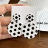 Pendientes Acrílicos Personalizados Retro Europeos y Americanos Ola Punto Raya Geométrico Estrella de Cinco Puntas Cuadrícula Blanco y Negro Color de Contraste Rojo de Internet Joyería para Orejas