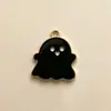Collar de fantasma blanco y negro, regalo de Halloween, joyería, colgante personalizado para novia, pareja, regalo escolar de dos piezas para estudiantes