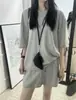 ¡Un atuendo cómodo, relajado y casual! Conjunto de camiseta estampada + shorts de algodón con borde enrollado, gris H072111