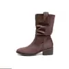 Populares botas de tacón alto estilo Martin en color marrón para mujer, nuevas botas cortas retro apiladas de alta gama para otoño/invierno 2026 para mujer