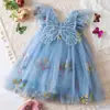 Vestido de Verano 2026 Nuevo sin Espalda con Alas Brillantes y Mariposas Bordadas, Vestido de Malla Estilo Coreano con Tirantes de Princesa para Niñas