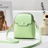 Nova Bolsa de Celular de Couro Macio para Verão 2024 Moda Feminina Sensação de Alto Padrão Bolsa Pequena de Ombro Transversal Bolsa de Ombro Estilosa para Cabelo